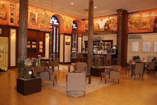 Cuervo_y_Sobrinos_Havana_boutique